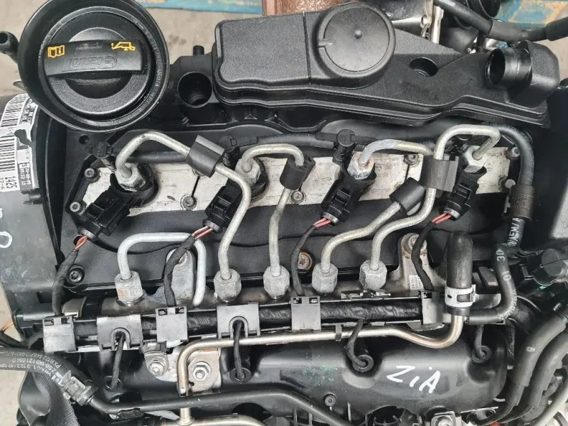 Motore Completo CBD CBDC AUDI SKODA VW Audi A4 8K5 Avant 2008