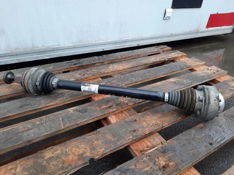 Semiasse POST SX 8W0501203D Audi A4 8W5 Avant 2015