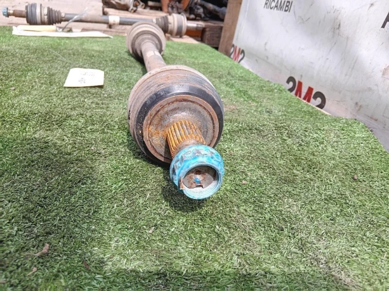 Semiasse POST SX A2053504019 Mercedes Classe C W205 2014