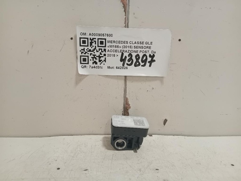 Sensore Accelerazione POST A0009057600 Mercedes Classe GLE W166 2015