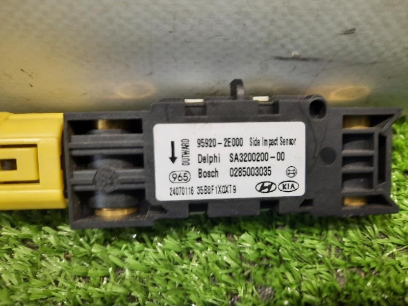 Sensore Air-bag Laterale POST SX 95920-2E000 Hyundai Tucson I 2005