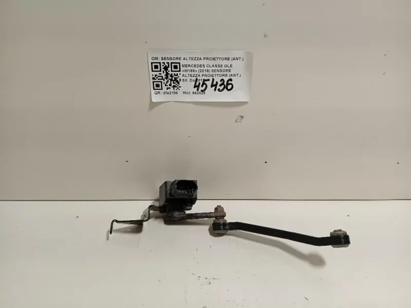 Sensore Altezza Proiettore ANT SX SENSORE ALTEZZA PROIETTORE ANT SX Mercedes Classe GLE W166 2015