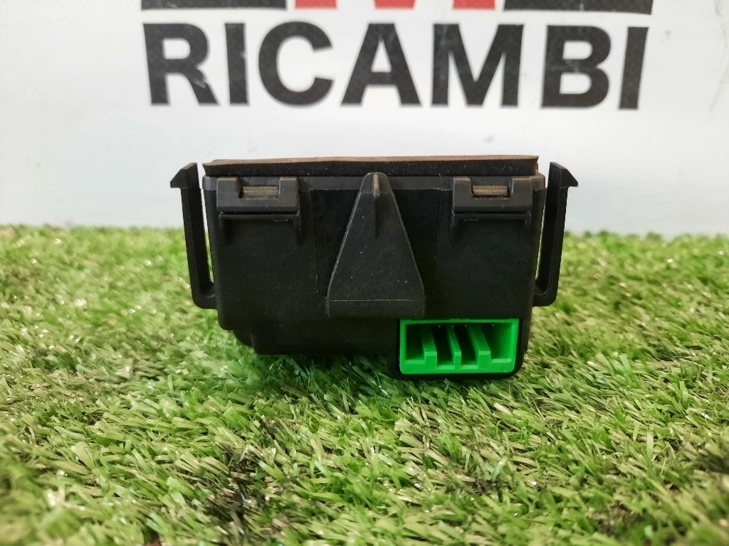 Sensore DI Distanza Cruise Control Adattivo GHP9-67XD0 Mazda 3 III 2014