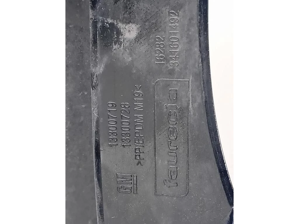 Paraurti POST 13300719 Opel Zafira C 2012