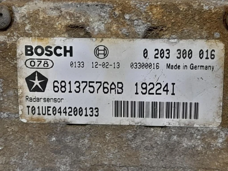 Sensore Radar Distronic ACC 68137576AB Jeep Cherokee IV 2008