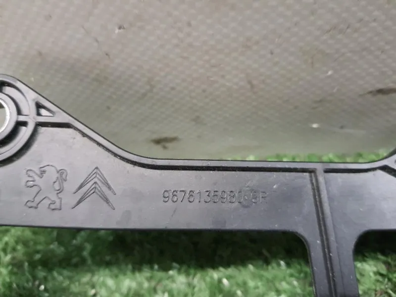 Sensore Radar Distronic ACC 9676135980 SUPPORTO Peugeot 308 II 2017