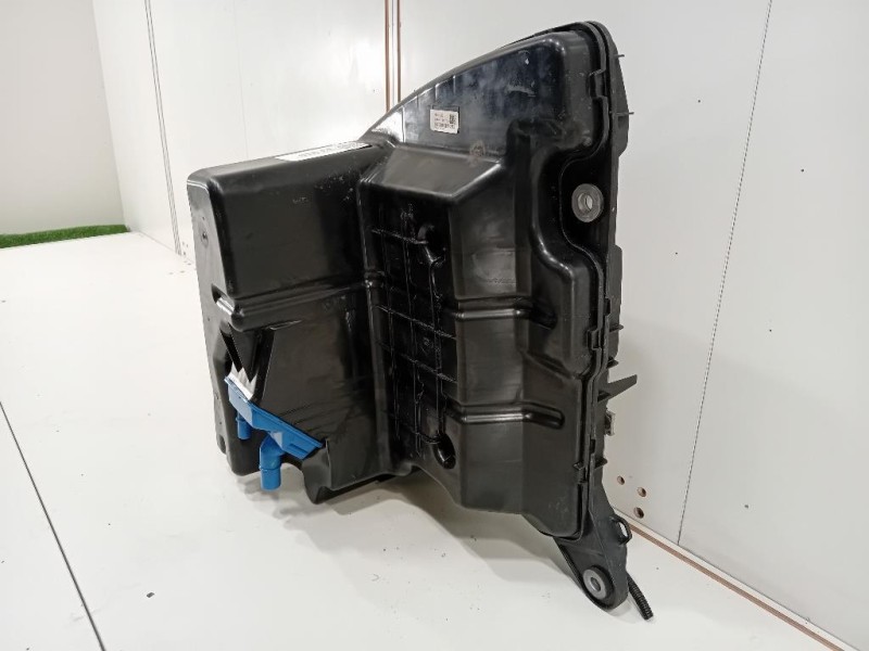 Serbatoio Adblue 4077103AD Audi A4 8W5 Avant 2015