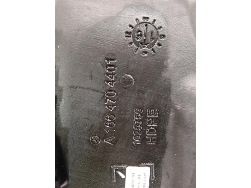 Serbatoio Adblue A1664704401 Mercedes Classe GLE W166 2015