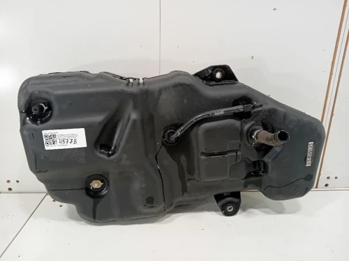 Serbatoio Adblue A1664704401 Mercedes Classe GLE W166 2015