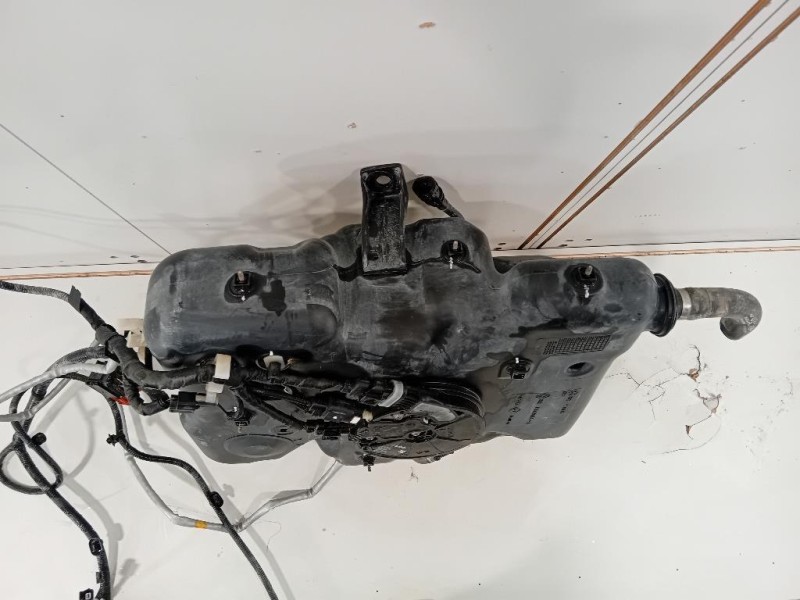 Serbatoio Adblue 172A2 2038 R Opel Movano B 2010