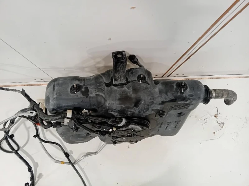 Serbatoio Adblue 172A2 2038 R Opel Movano B 2010