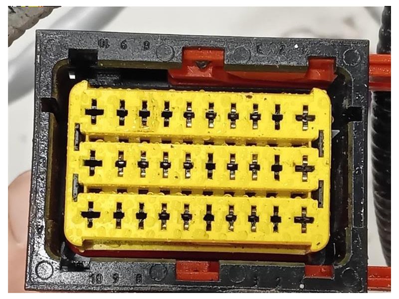 Serbatoio Adblue 172A2 2038 R Opel Movano B 2010