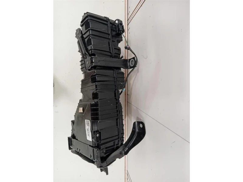 Serbatoio Adblue 9813819480 Peugeot 5008 II 2017