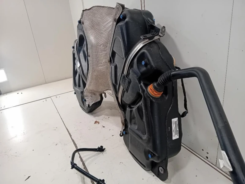 Serbatoio Carburante A1664710101 Mercedes Classe GLE W166 2015