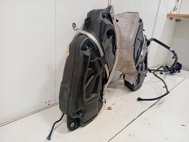 Serbatoio Carburante A1664710101 Mercedes Classe GLE W166 2015