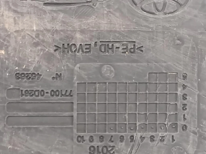 Serbatoio Carburante 77100-0D231 Toyota Yaris IV 2014