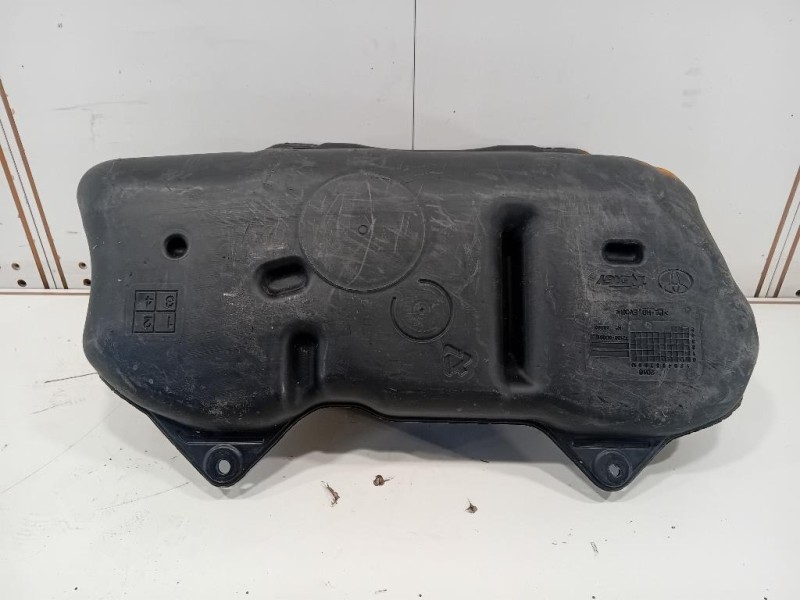 Serbatoio Carburante 77100-0D231 Toyota Yaris IV 2014
