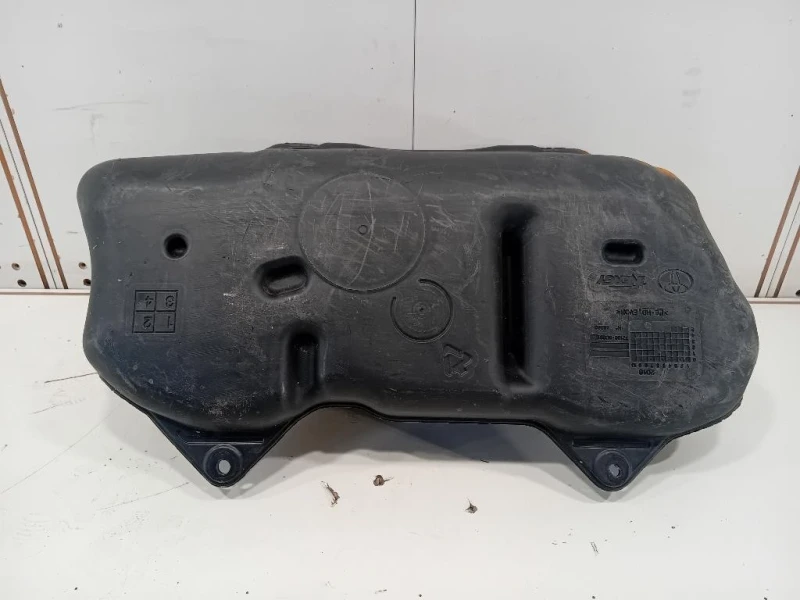 Serbatoio Carburante 77100-0D231 Toyota Yaris IV 2014