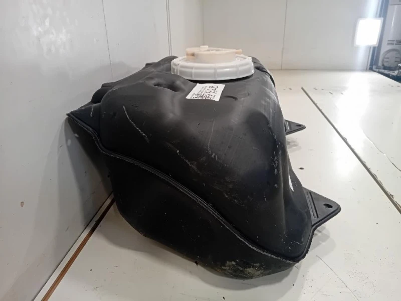 Serbatoio Carburante 77100-0D231 Toyota Yaris IV 2014