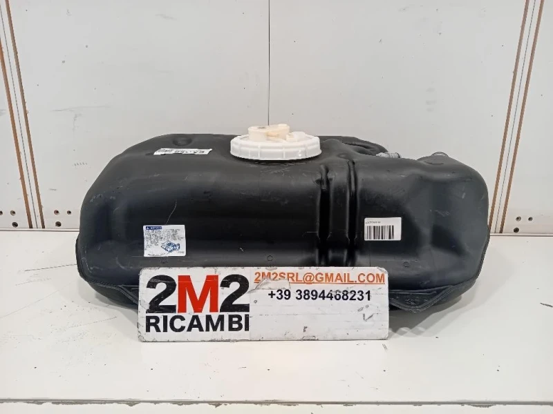 Serbatoio Carburante 77100-0D231 Toyota Yaris IV 2014