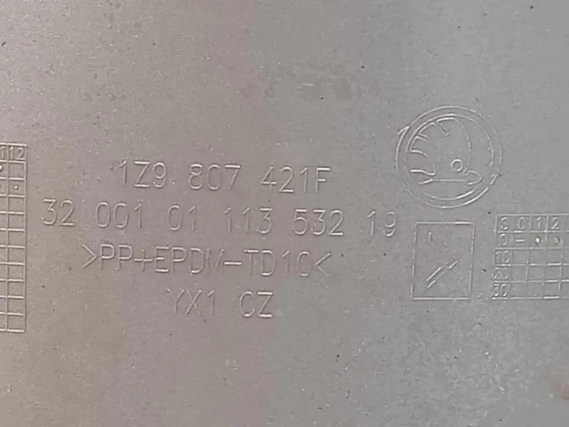 Paraurti POST 1Z9807421F Skoda Octavia 1Z3 2009