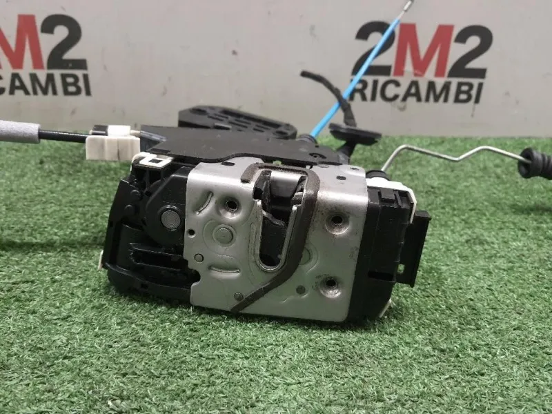 Serratura Porta ANT DX A1667200635 Mercedes Classe A W176 2013