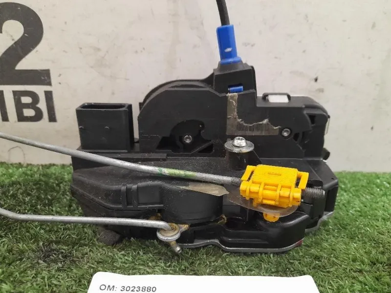 Serratura Porta ANT DX 3023880 Opel Mokka 2013