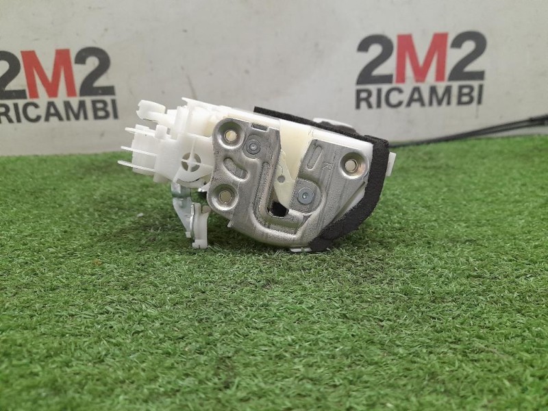 Serratura Porta ANT DX 8220154P30 Suzuki Vitara II 2015