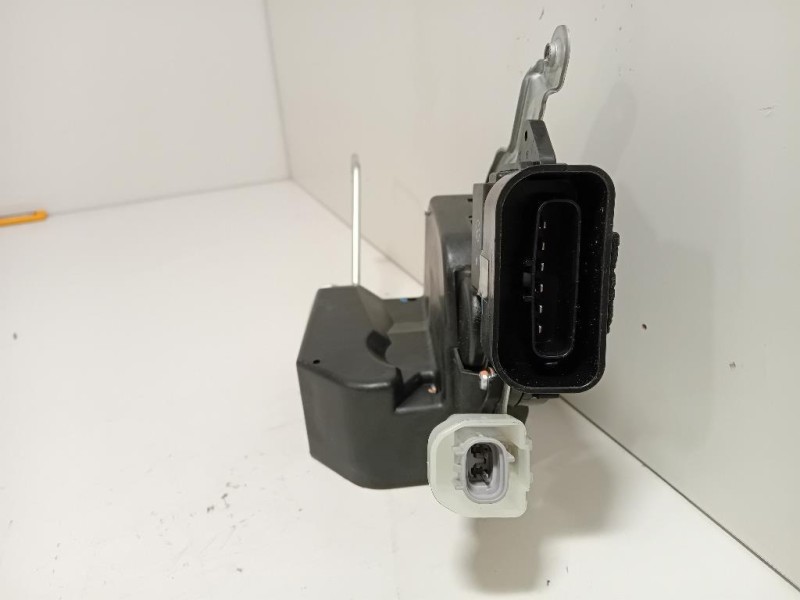 Serratura Porta ANT DX A046693 Toyota RAV 4 III 2008