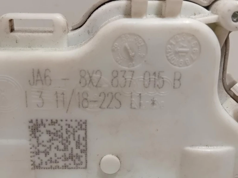 Serratura Porta ANT SX 8X2837015B Audi A1 8XF Sportback 2015