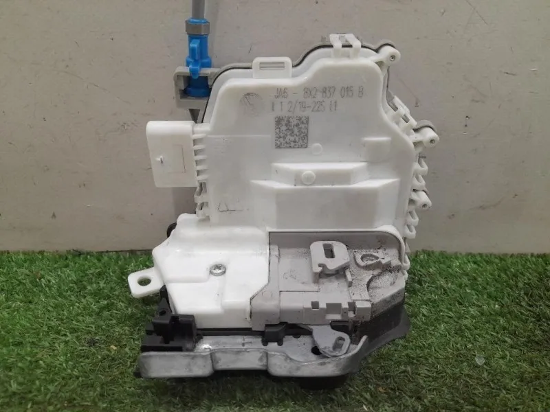 Serratura Porta ANT SX 8X2837015B Audi A3 8VF Sportback 2016