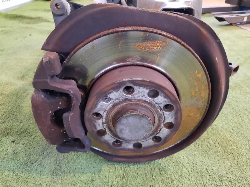 Assale POST 1K0505315BM Volkswagen Touran II 2007