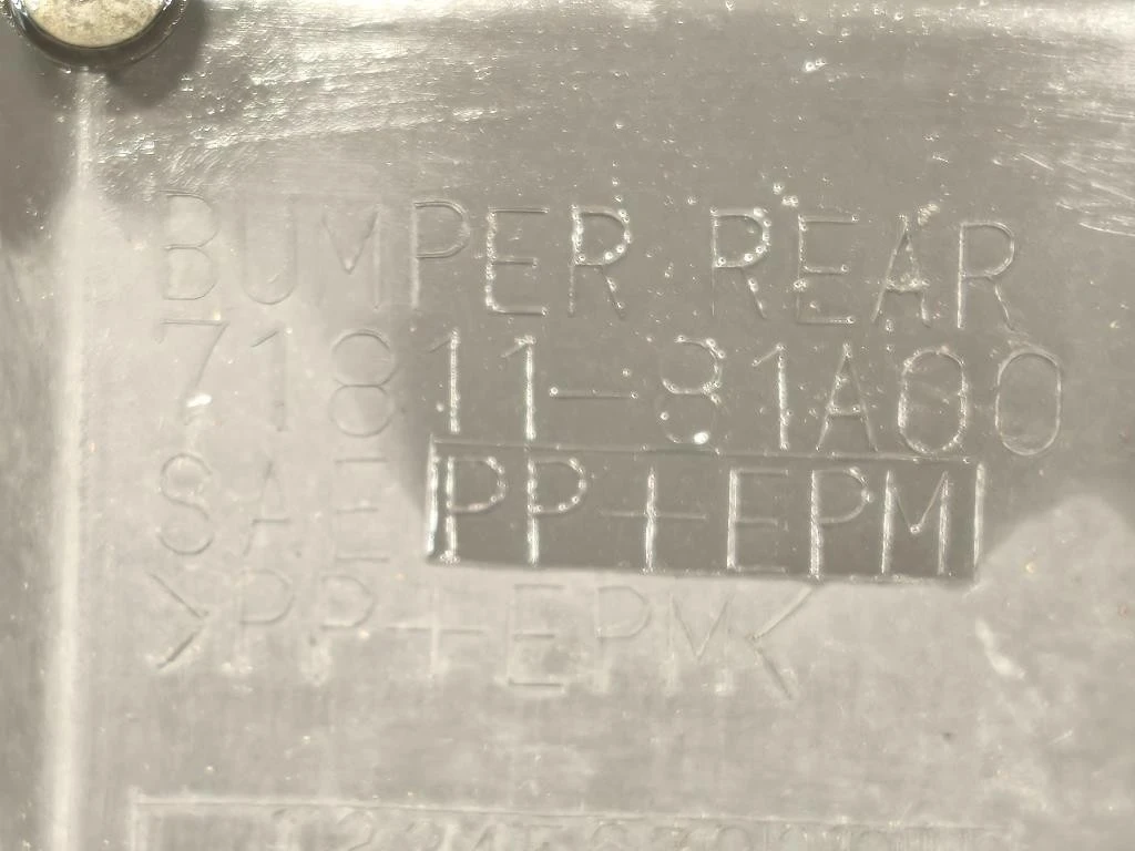 Paraurti POST 71811-81A00 Suzuki Jimny I 1999