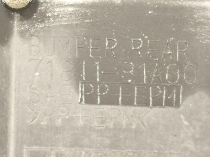 Paraurti POST 71811-81A00 Suzuki Jimny I 1999