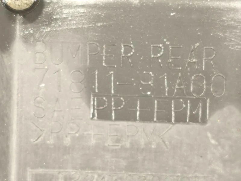 Paraurti POST 71811-81A00 Suzuki Jimny I 1999