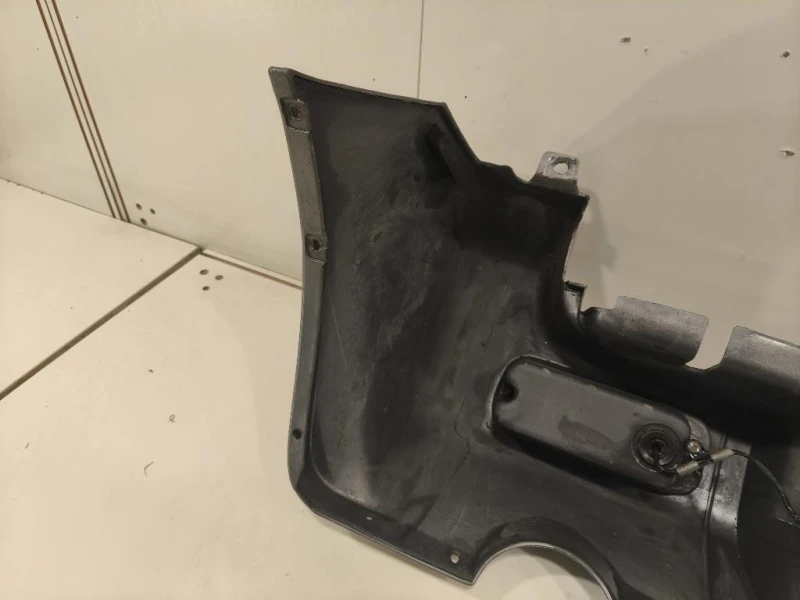 Paraurti POST 71811-81A00 Suzuki Jimny I 1999