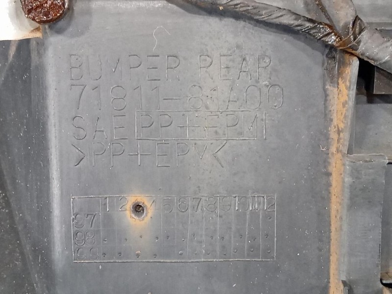 Paraurti POST 7181181A105PK Suzuki Jimny I 1999