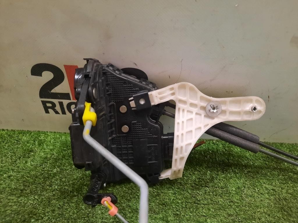 Serratura Porta ANT SX 813102K030 Kia SOUL I 2011