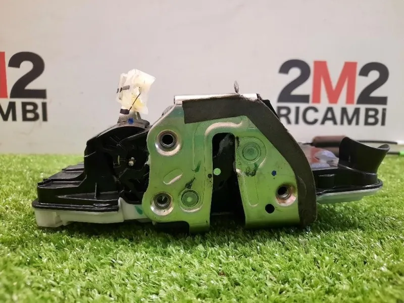 Serratura Porta ANT SX 690400H060 Toyota AYGO II 2018