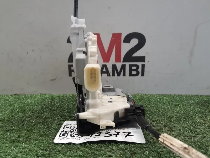 Serratura Porta ANT SX CZ3C2837015A Volkswagen Passat V 2005