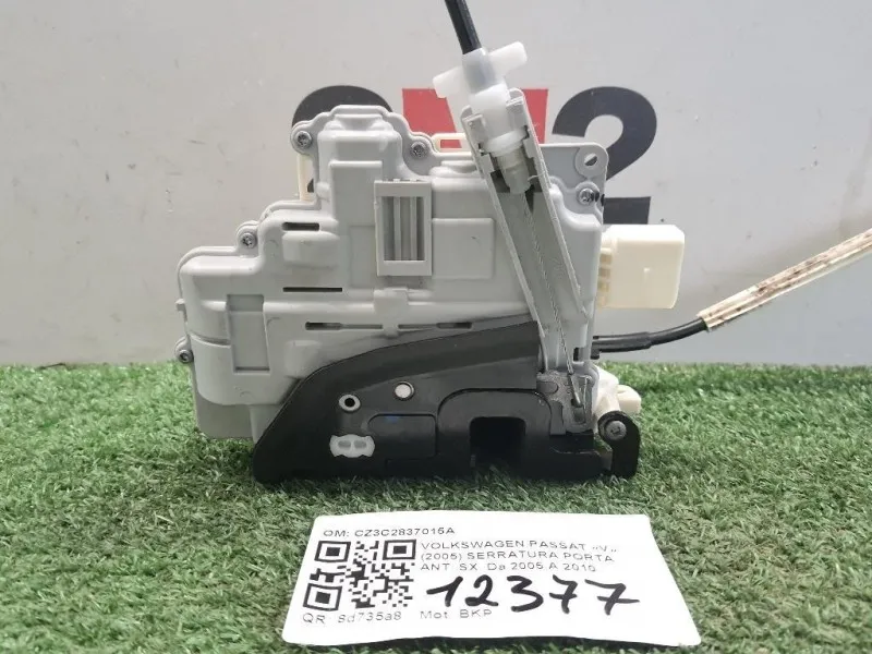 Serratura Porta ANT SX CZ3C2837015A Volkswagen Passat V 2005