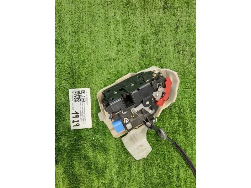 Serratura Porta ANT SX 3D1837015AP Volkswagen Touran II 2007