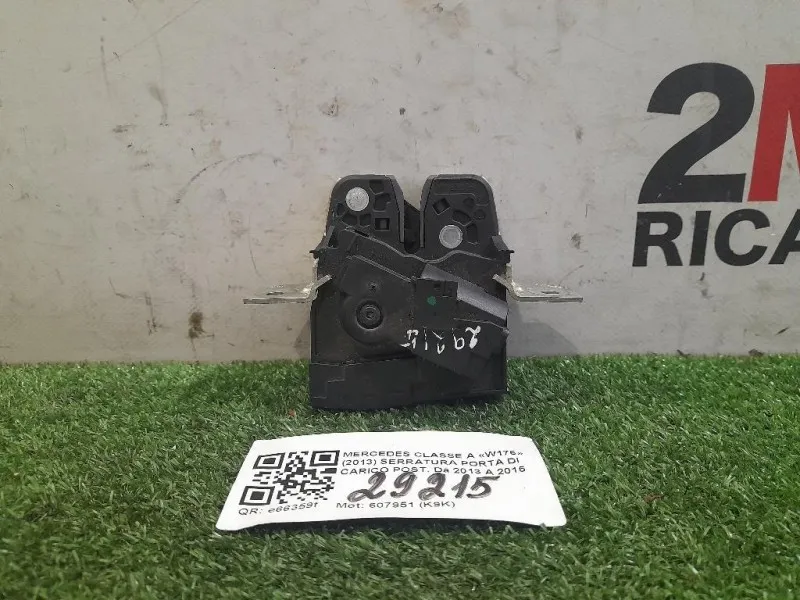 Serratura Porta DI Carico POST Mercedes Classe A W176 2013