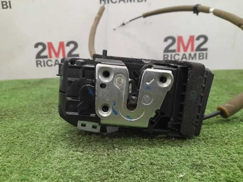 Serratura Porta POST DX Nissan Qashqai II 2017