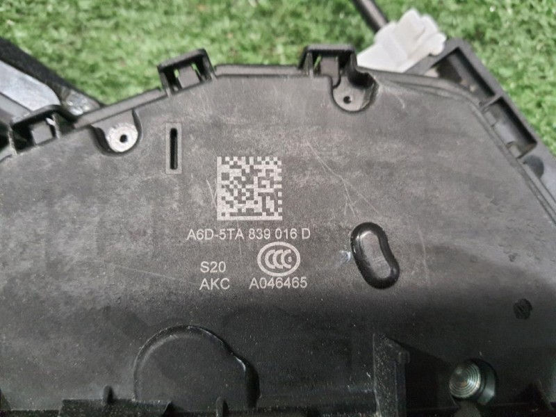 Serratura Porta POST DX 5TA839016D Skoda Fabia NJ3 2014