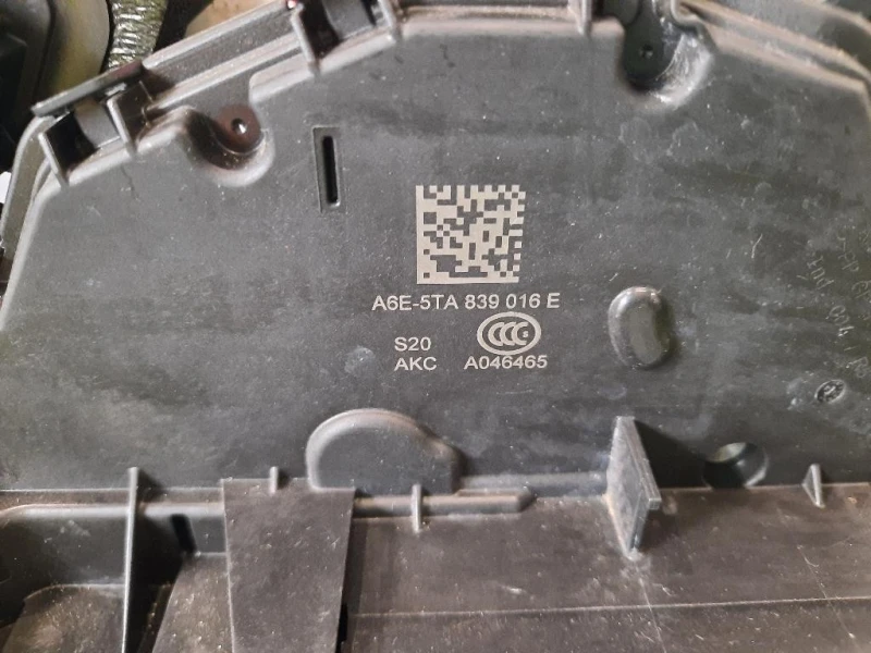 Serratura Porta POST DX 5TA839016E Volkswagen T-roc 2017