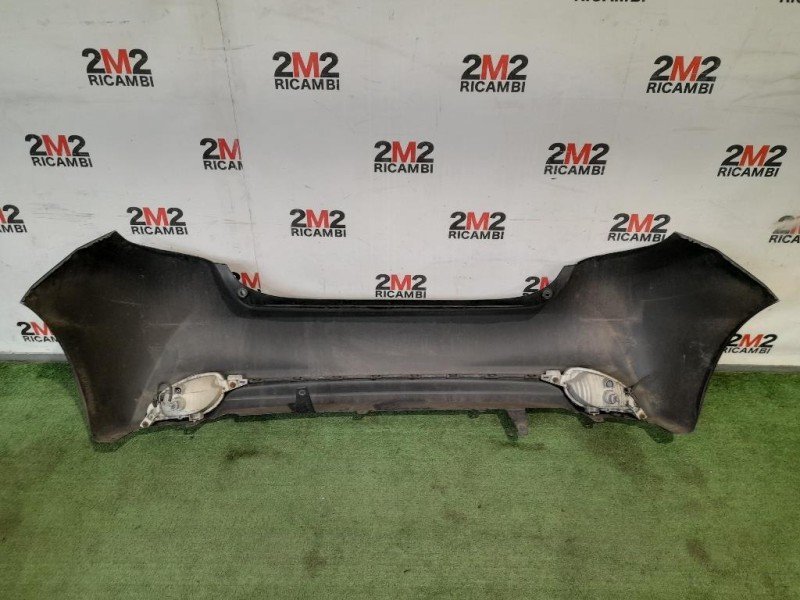 Paraurti POST 521590D520 Toyota Yaris IV 2014