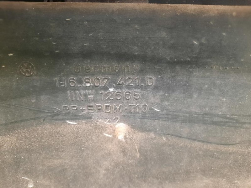 Paraurti POST 1J6 807 421 D Volkswagen GOLF IV 1998