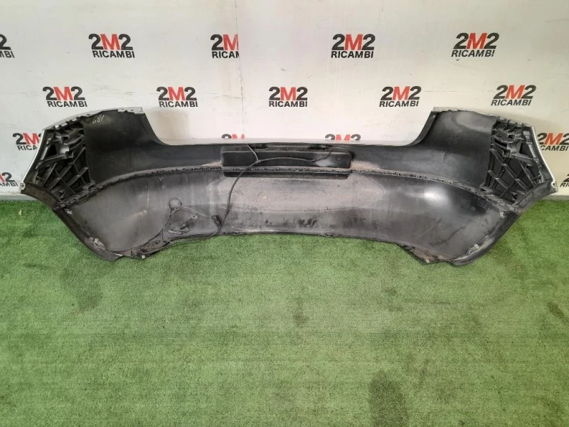 Paraurti POST 1K6807521 Volkswagen GOLF V 2004