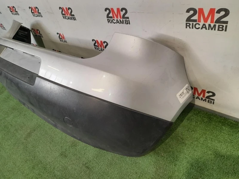 Paraurti POST 1K6807521 Volkswagen GOLF V 2004